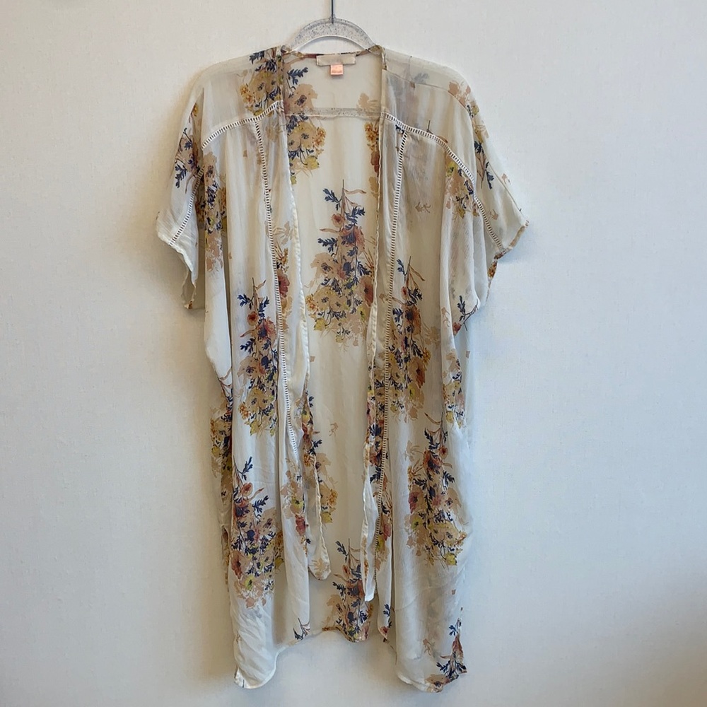 Band of Gypsies Floral Kimono • Sz S